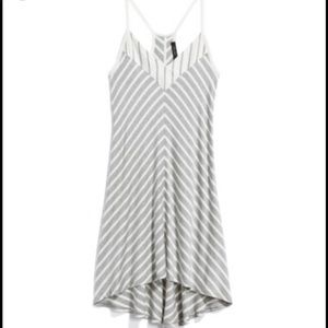 Laila Jayde Women’s Petite Dress